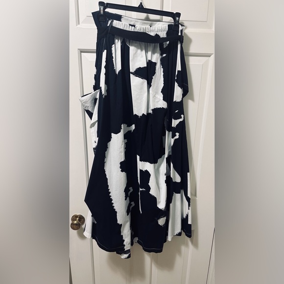 Maxi Skirt - Picture 2 of 11